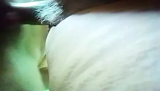 Köy eşi genç sevgili tarafından sevişildi