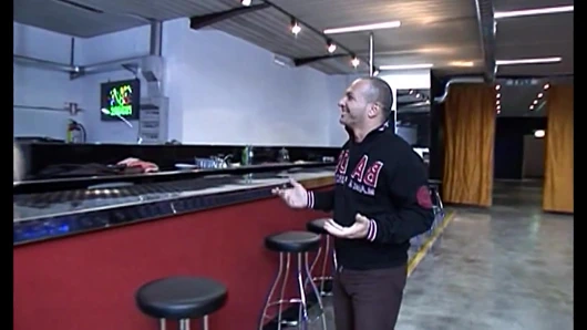 Bana büyük büyük yarağını ver Bob, ıslanmış ve çok ateşliyim