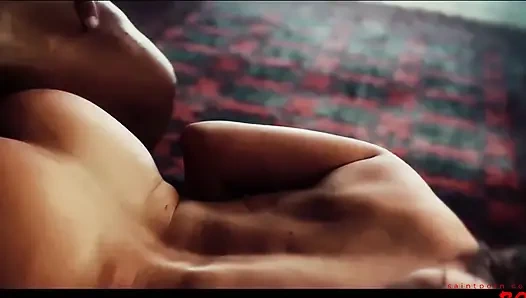 Cathy Heaven götünü dölle sırlatıyor