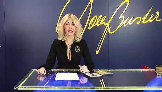 Azgın Alman bayan sert emmesi için iki sert yarak alıyor