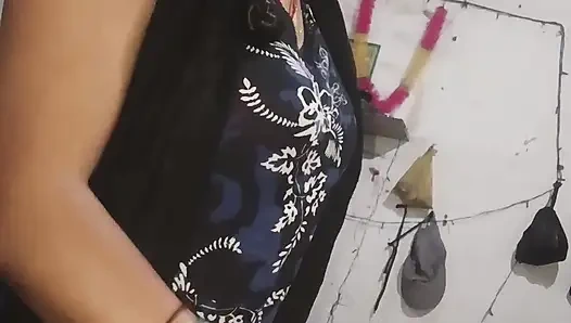 Hintli kız arkadaşla mastürbasyon