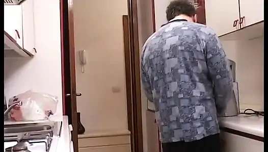 Kızıl saçlı seksi bebek amcığı seviyor