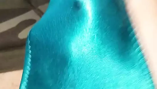 sırım üzerinde yeni bir saten klip aracılığıyla Cumming