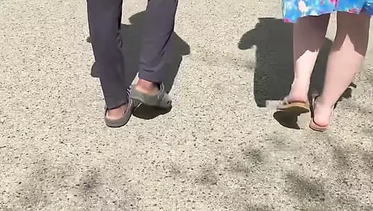 asosyal hayran için halka açık otoparkta sakso