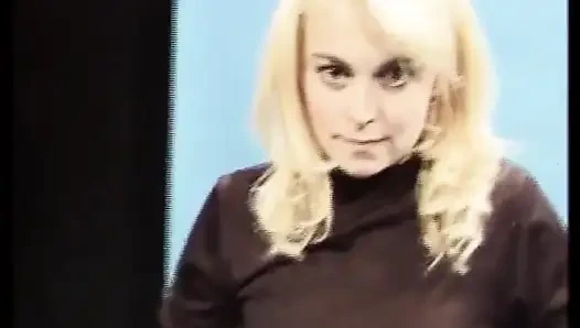 Almanya'dan bu amatör sarışın oyuncu seçmelerinde anal deliğine giriyor