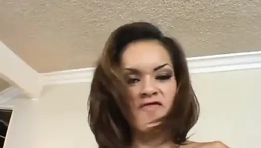 Güzel götlü güzel latin piliç
