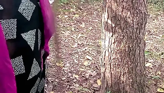 Açık havada anal sikiş vedio.vajina Jangol'da annesini sikiyor.