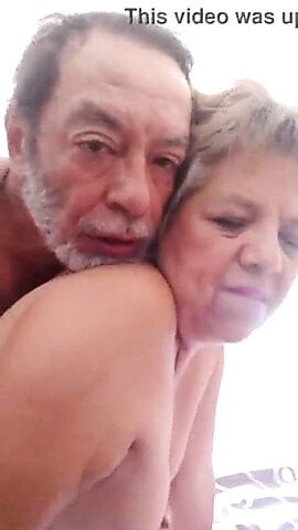 Olgun anne sikisiyor mature stepmom azgin yasli kadin porno seks