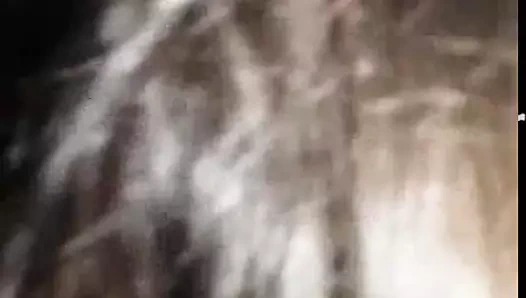 Orgasme avec une brune vraiment bien gaulee