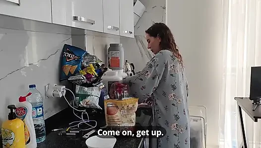 Genç üvey anne, geç kalamayız, üvey baban bekliyor