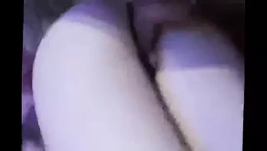 Lanet komşum. çok seksi bir vücuda sahip