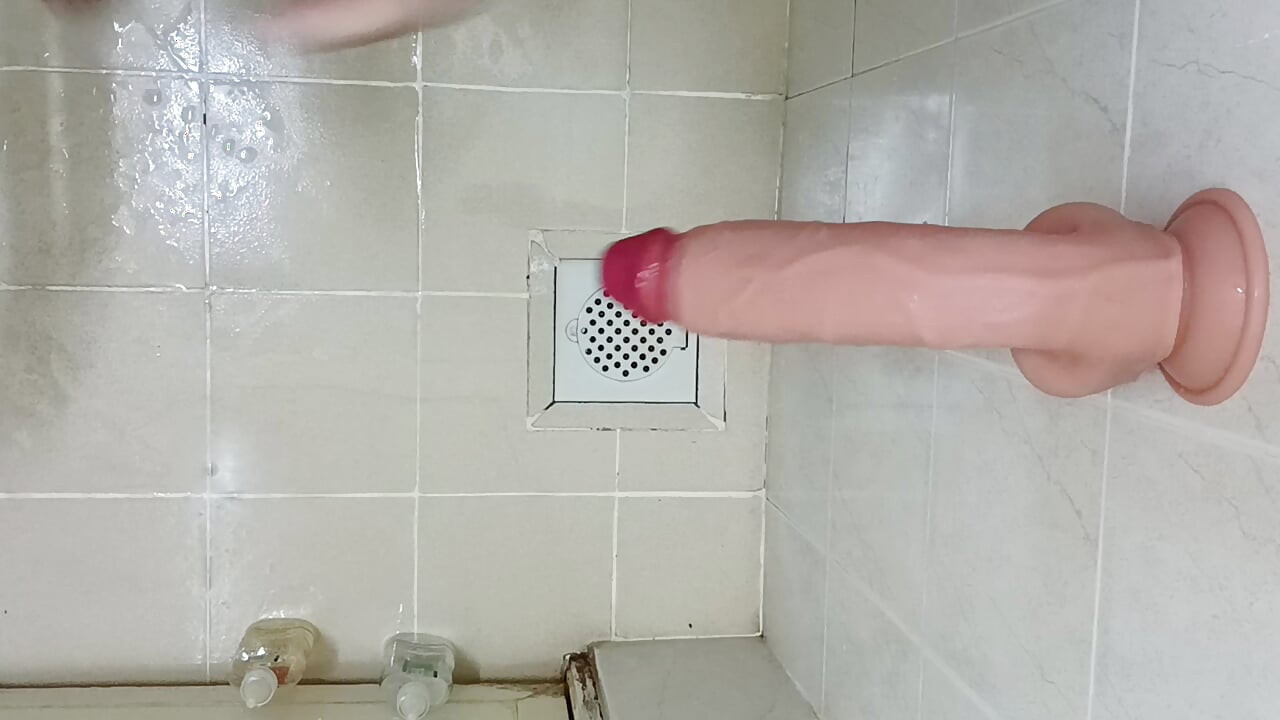 Anal seks ve büyük dildo