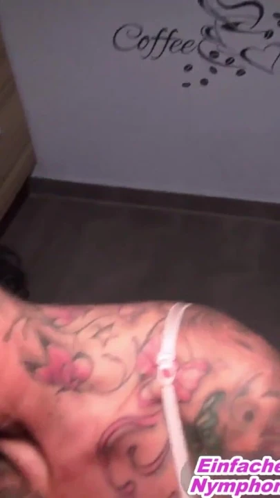 Alman amatör milf özel oral seks ile boşalmak yutmak pov | Klip 1