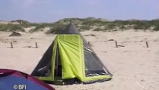 Xkiss - Mc plajda, bölüm 1