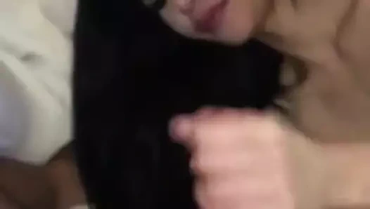 Sıcak Asya karısı emmek &amp; al anal