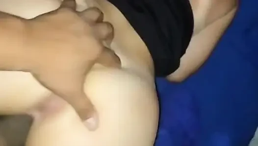 Karım evimizde komşusunun sikini sikiyor