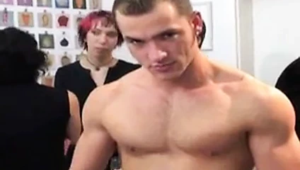 Cazzo eşcinsel fragman