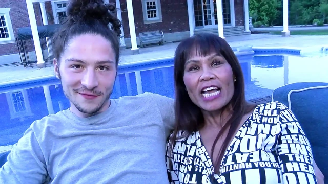 O büyük Amerikalı yarağı seviyorum