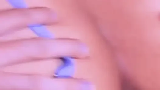 Bin ve boşalma! Tüm dölleri beline atana kadar biniyor.