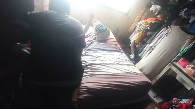 Üvey babama telefon için götümü verdim