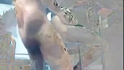 enculee sur le tabouret du bar