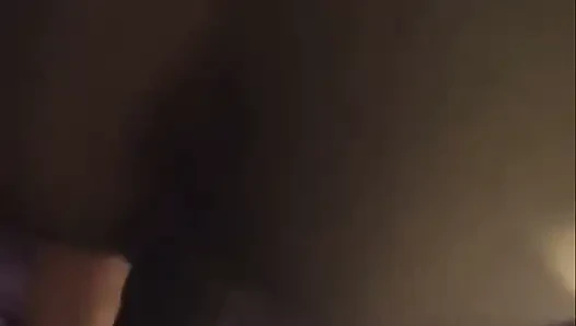 Sıska beyaz dreadhead orta yaşlı seksi kadın lotuss queeen büyük zenci yarağını geri alıyor - eski video 2018