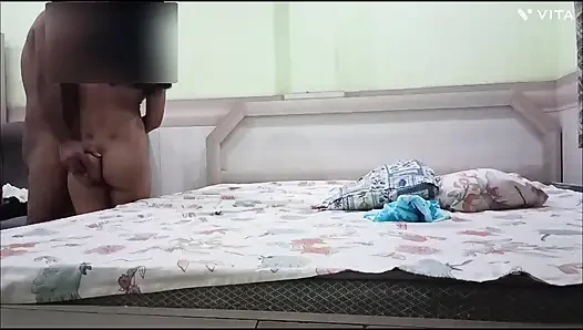 Üvey kız kardeş bir sürtük