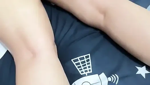 Bir Adam Ben Uyurken Penisini Vajinama Soktu.