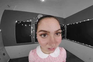 PassThroughVR Now That She's 18, Ellie Nova As Stranger Things' Eleven's Discovering The Thrills Of Passion