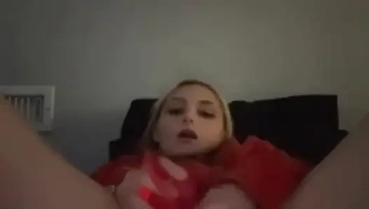 Rose oyuncak dildo kombinasyonu ile sıkı amcığımı sikiyorum