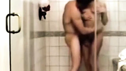 Seksi büyük göğüsler becerdin