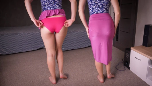 Uzun ipek etekli tam arka külot çizgisi azdırıyor