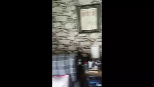 Sürtük karısı koca için çöp adamlarını tercih ediyor