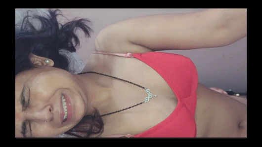 Latika ile azgın sevgilisi büyük yaraklı sert seks tam zevk