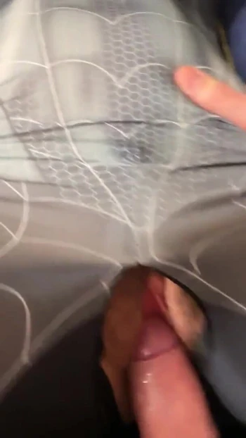 Обязательный для просмотра момент из "Сперма в женщине-пауке, косплей кримпай"