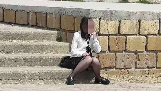 Üvey kız kardeş yakalandı! Halka açık deniz kenarında mastürbasyon yapıyor - yabancılar izliyor!