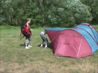 Geiler Besuch im Zelt