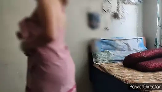 Maa ne bete ko coffee aur ek oral seks diya aur fir seks