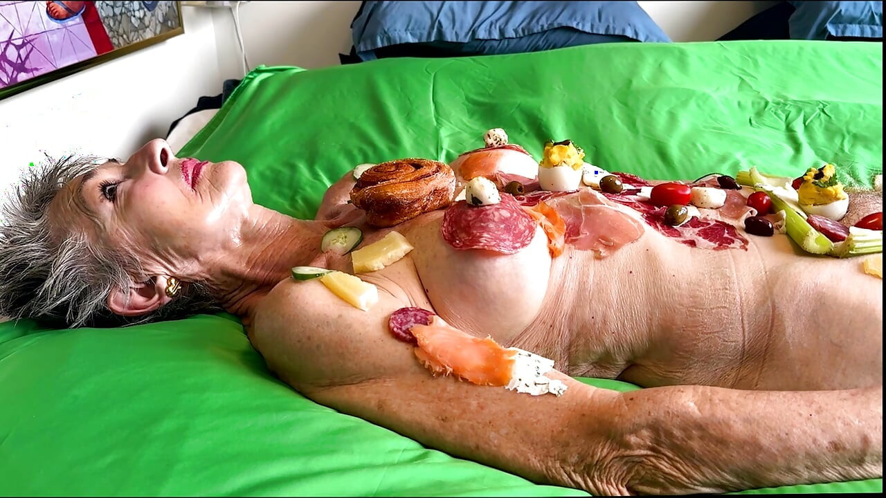 Living Charcuterie Board