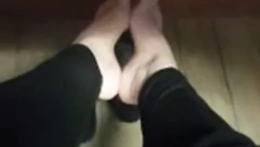 arkadaş ayak tease2