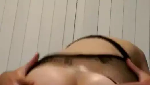 Balon götlü fahişe 9 inçlik direğime biniyor