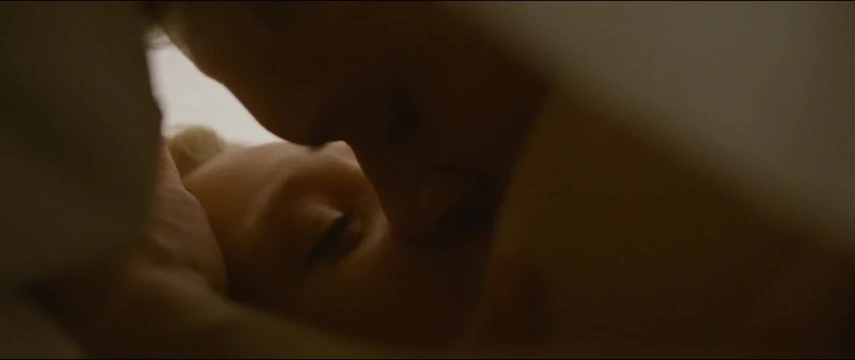 Rosamund pike, mia wasikowska - demir kalpli adam