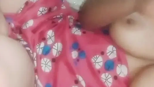 Komşunun karısını içine boşalıyor