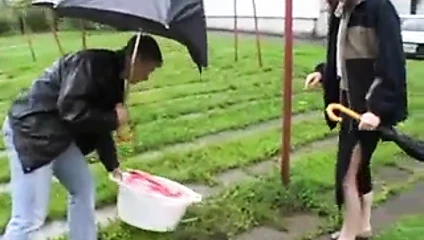 Düz anne bir sikişiyor!