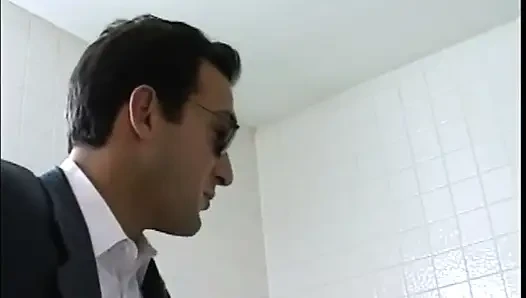 Götten büyük yarağa ihtiyacı var!