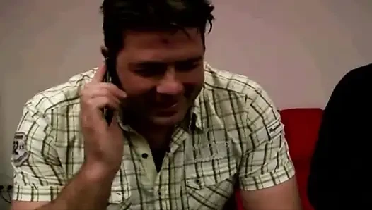 Dövmeli Fransız bebek bir profesyonel gibi birkaç sert biniyor