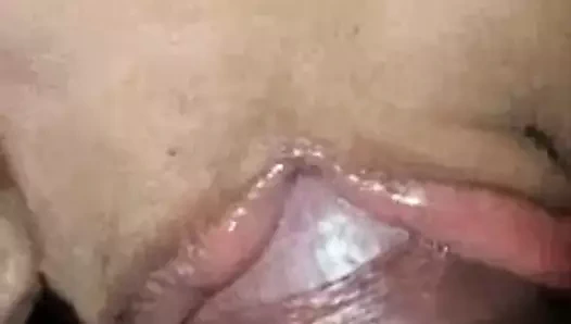 Rupali ilk kez oral seks ve o harika bir iş çıkardı