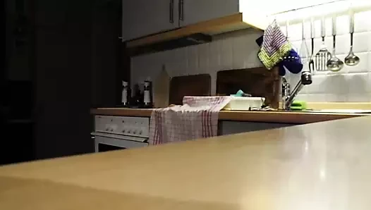 showing my loose ruined asshole muscle to make strangers cum