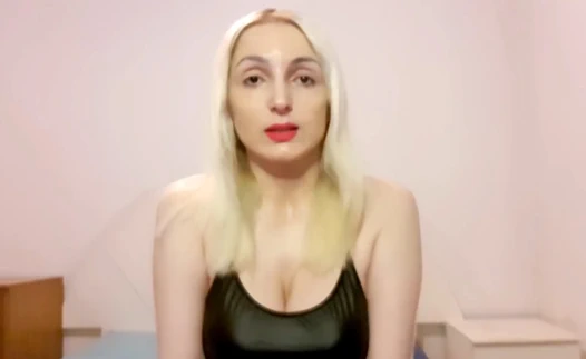 Femdom: beta erkekleri gen havuzundan çıkarmak!