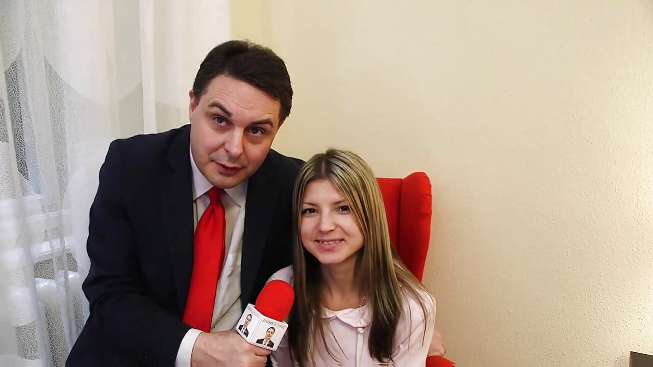 Genç gina jerson andrea dipr tarafından sikiliyor